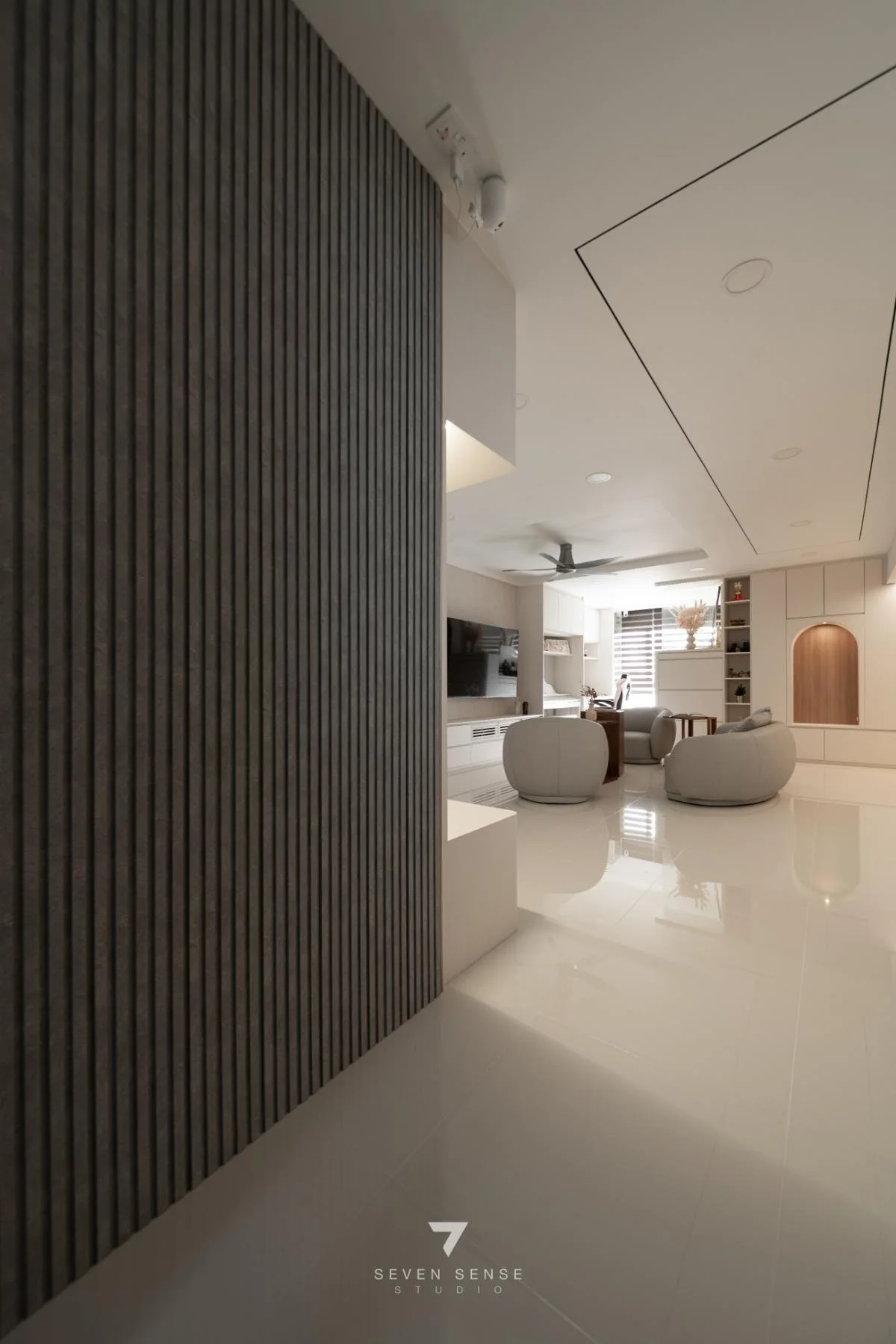 670 Woodlands Dr 71 by 7 Sense Studio, view 1