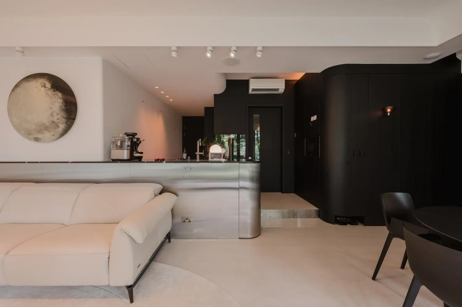 A Gallery of Calm and Craft @ Piermont Grand by erstudio