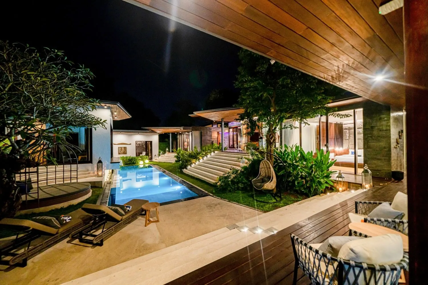 YWA Studio De Prestigio 039, Design Authority