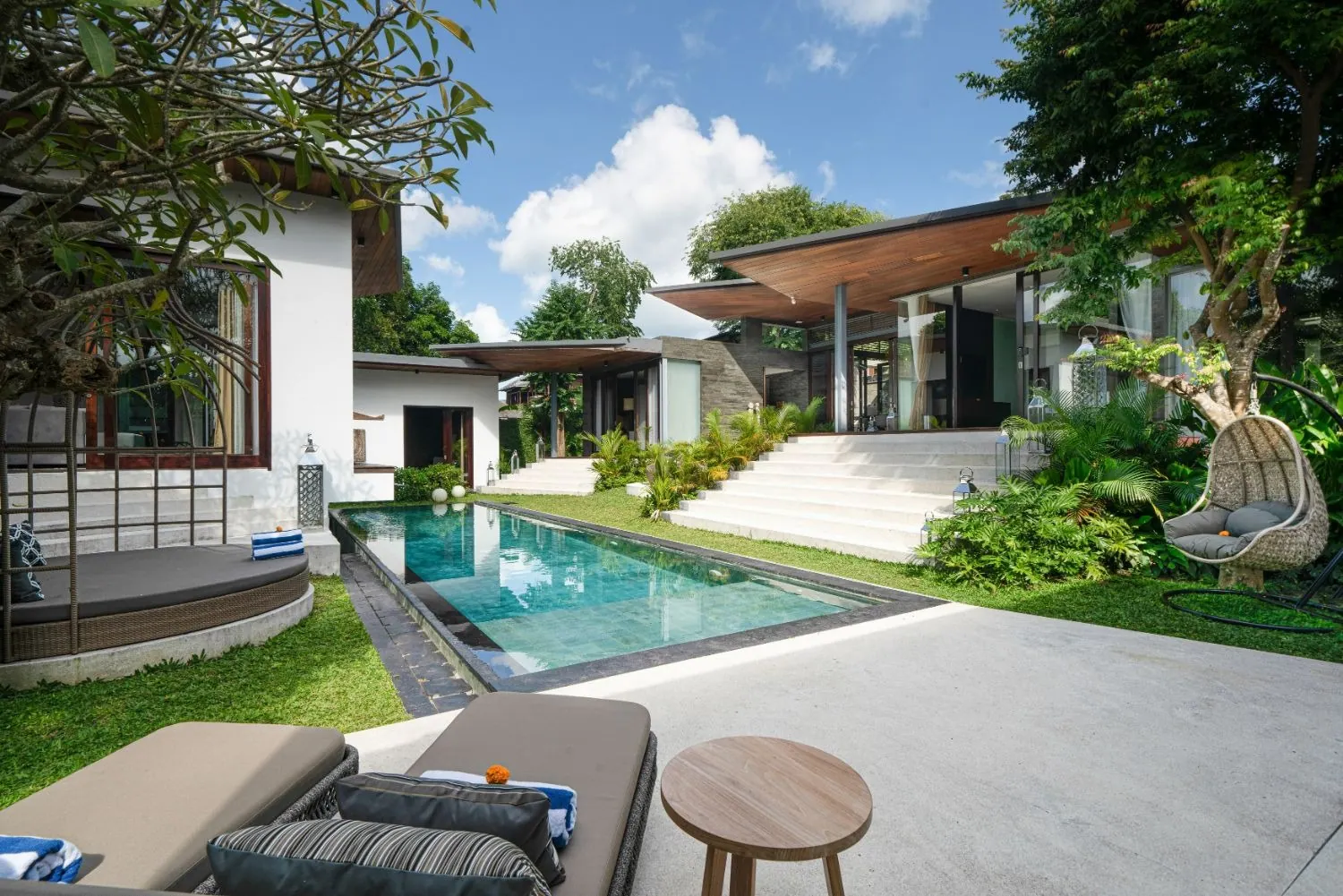 YWA Studio De Prestigio 041, Design Authority