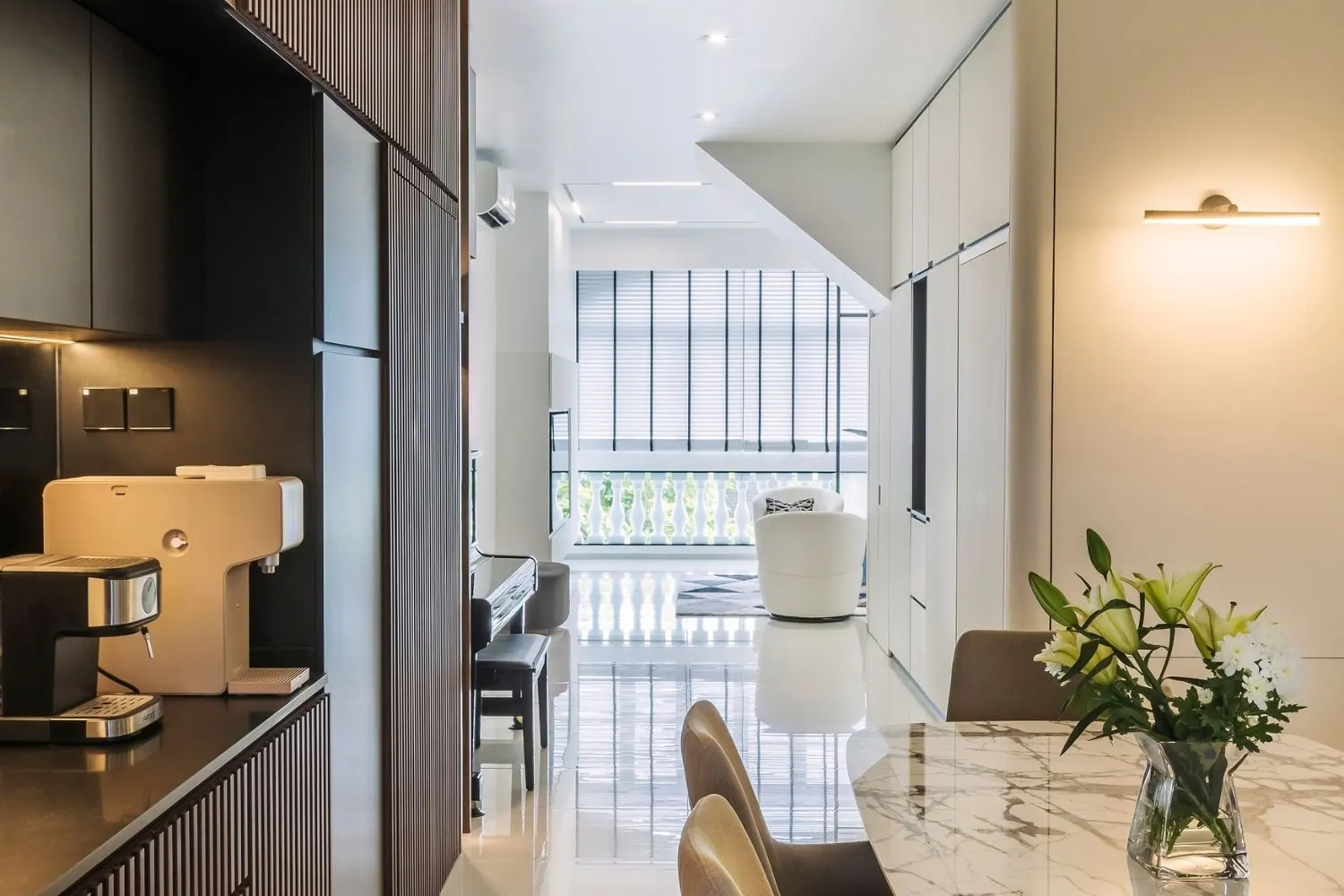A Modernistic Confluence of Function & Aesthetics