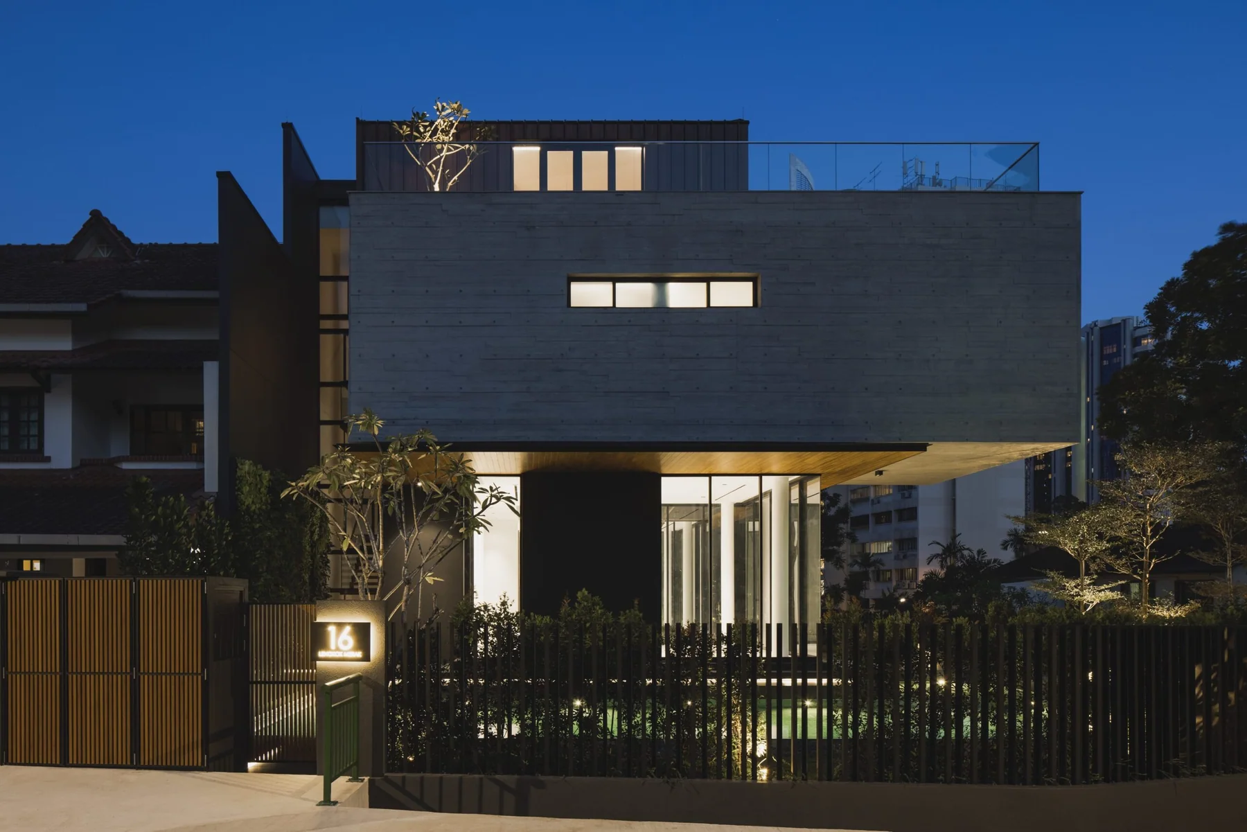 AR43%20Architects%20 %20One%20Tree%20Hill%20House%20 %2016%20Lengkok%20Merak%2012, Design Authority