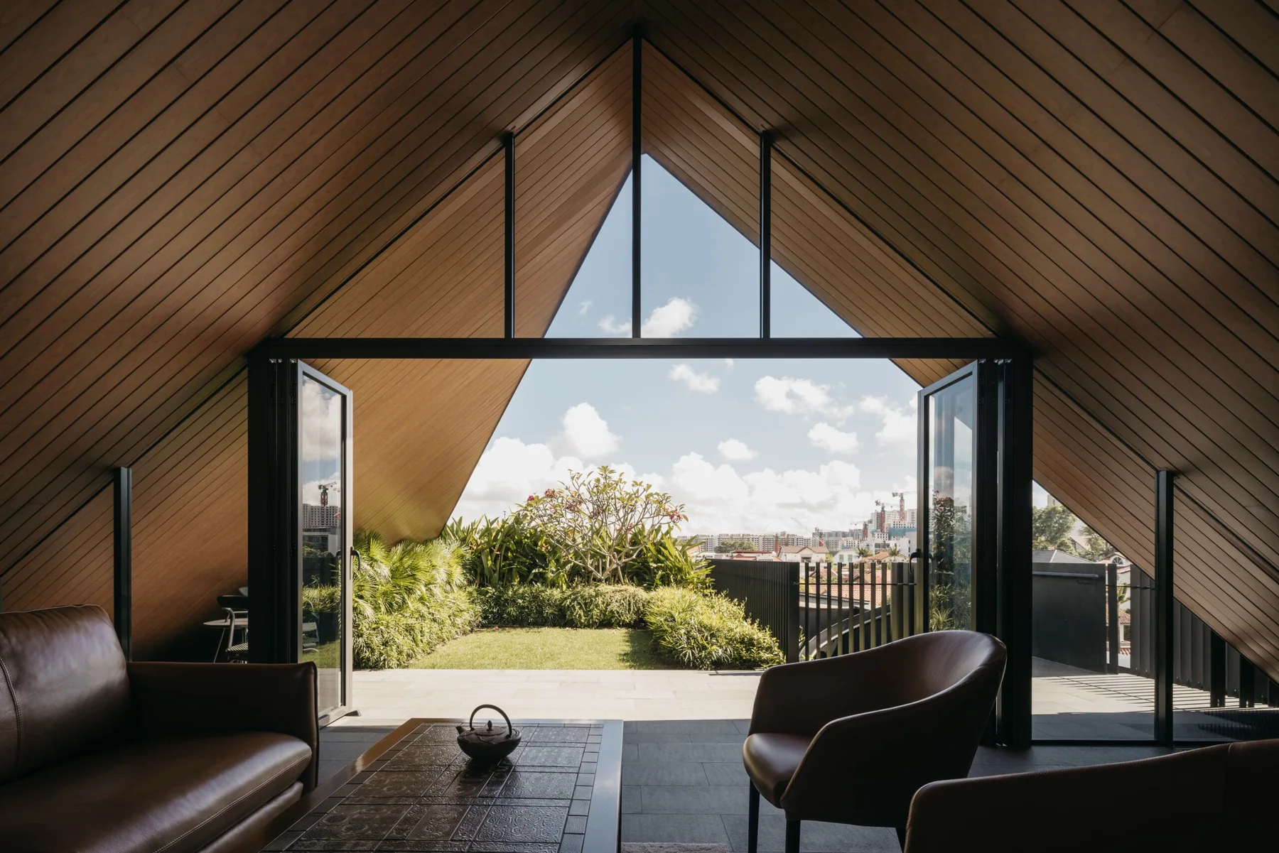 AR43%20Architects%20 %20Perforated%20House%20 %209%20Saraca%20Road%2012, Design Authority