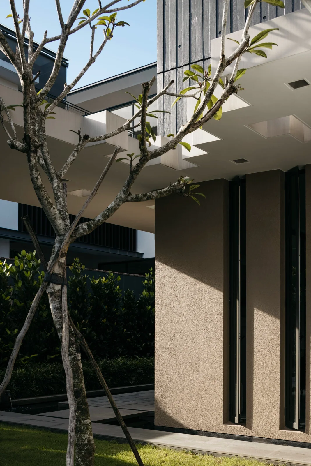 AR43%20Architects%20 %20Perforated%20House%20 %209%20Saraca%20Road%2014, Design Authority