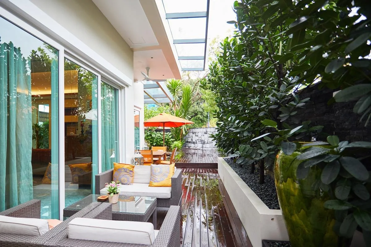 York Place by Black N White Haus, view 5