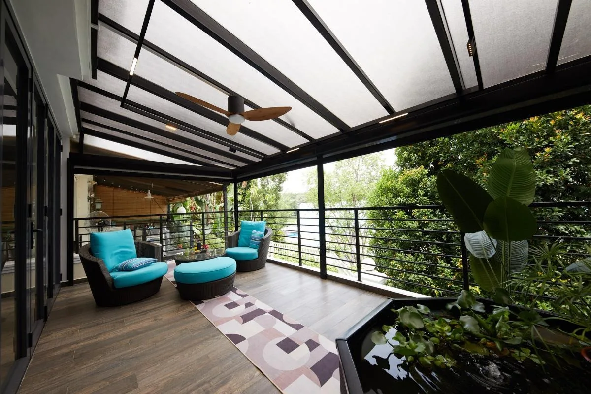 Kew Green by Black N White Haus, view 1