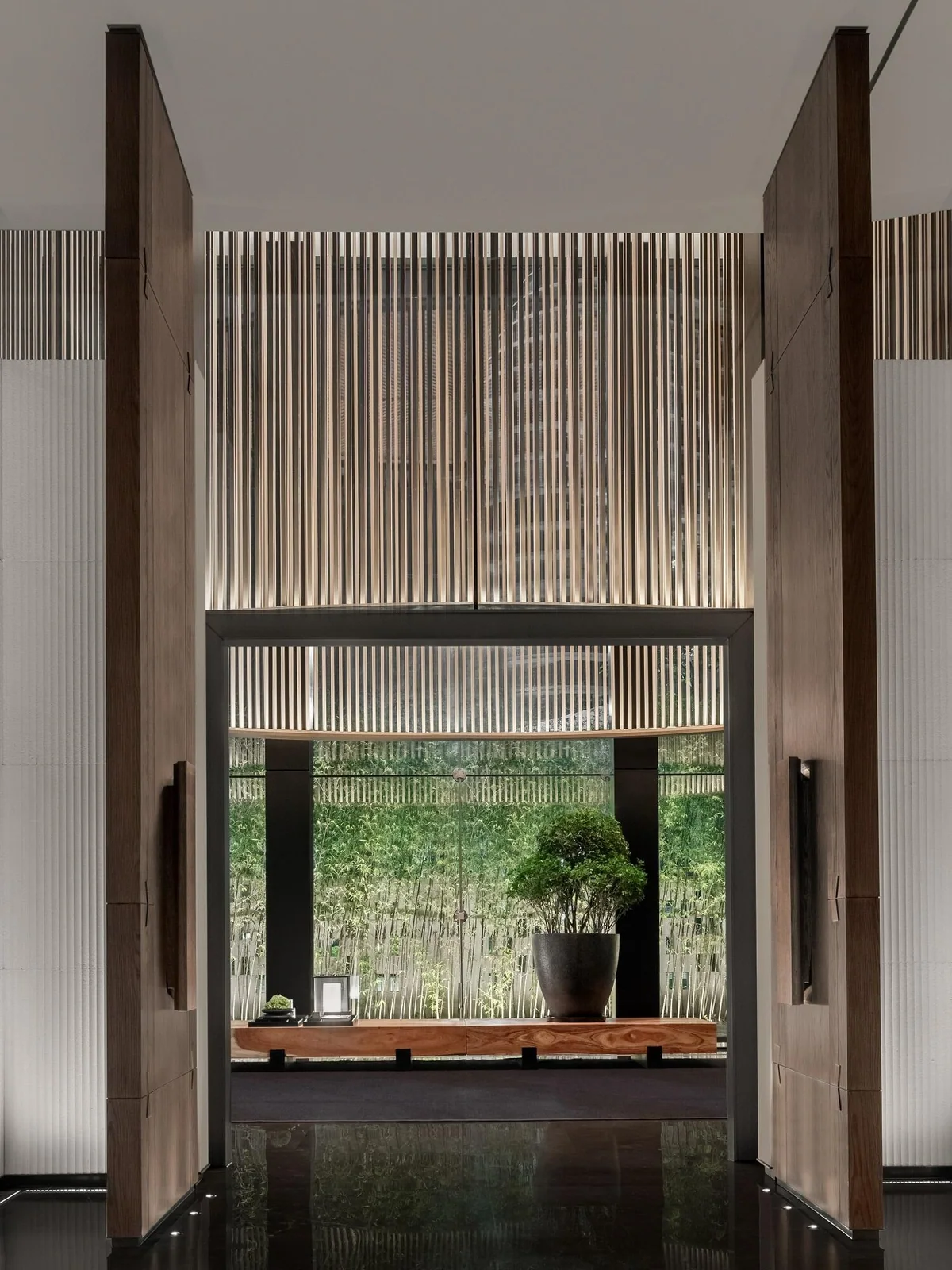 Club InterContinental of InterContinental Shenzhen Dameisha Resort by CCD/Cheng Chung Design (HK) Ltd, view 10