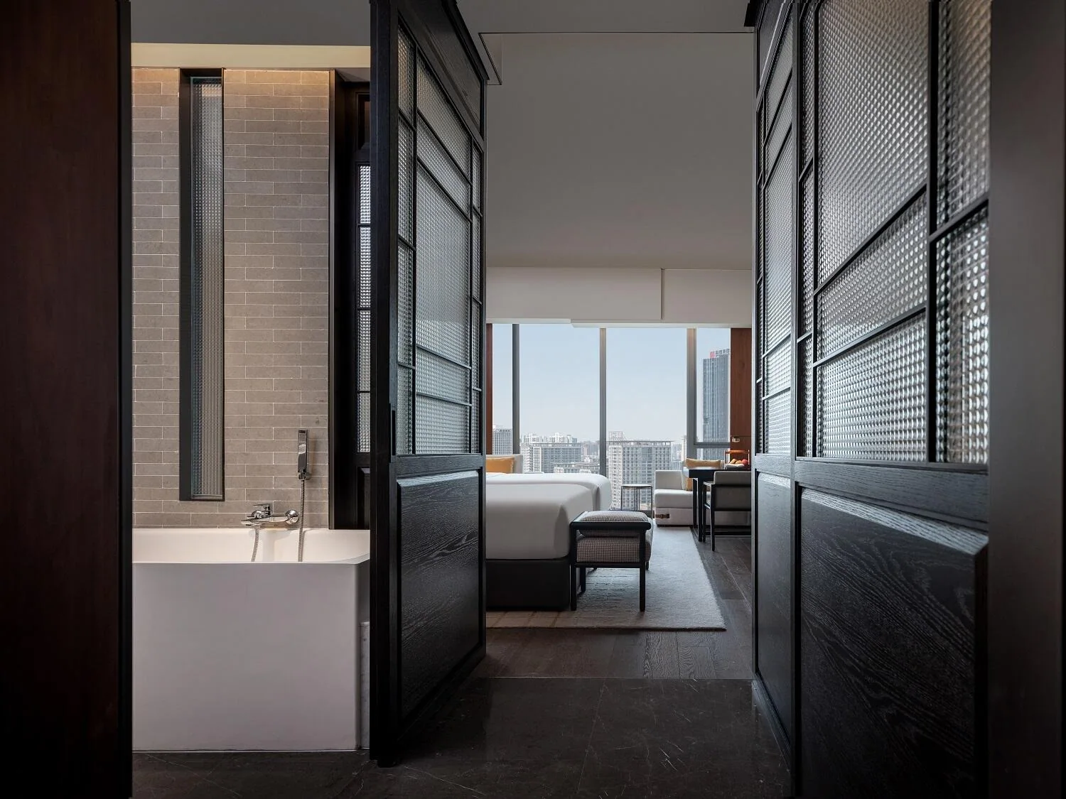 InterContinental Dongguan by CCD/Cheng Chung Design (HK) Ltd, view 13