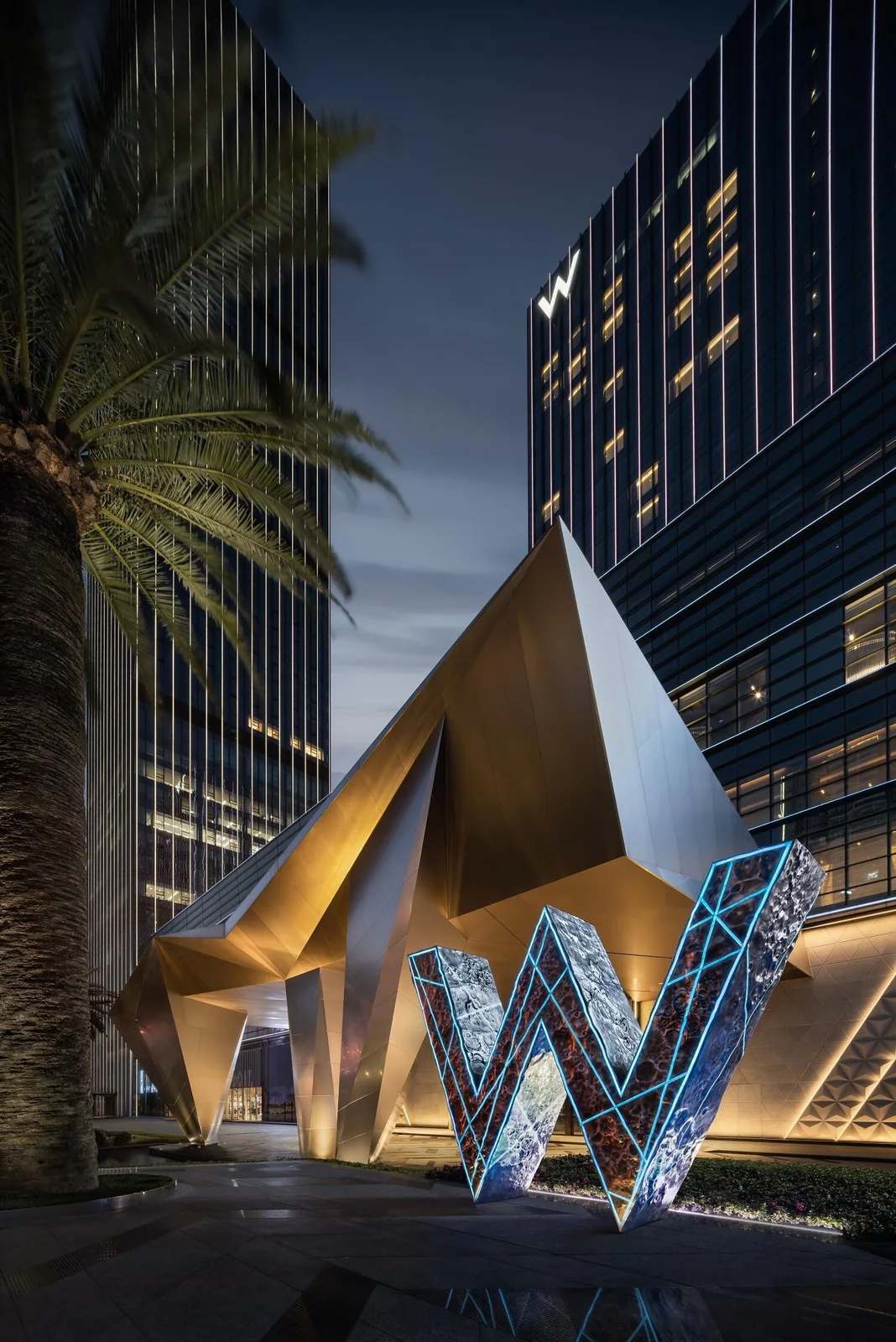 W Changsha by CCD/Cheng Chung Design (HK) Ltd, view 1
