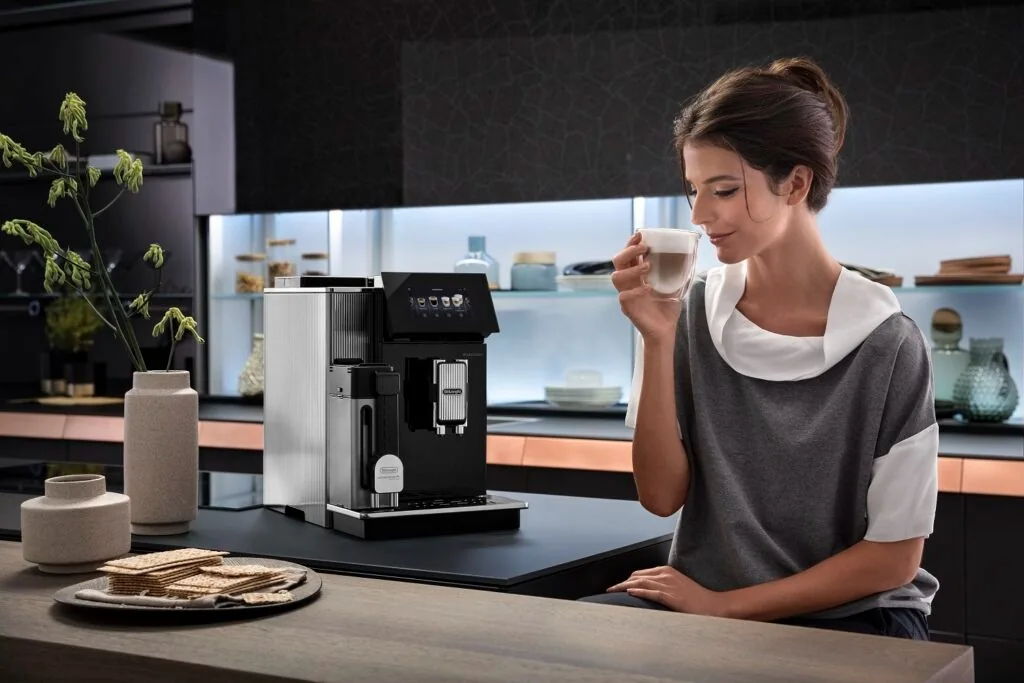 Maestosa By DeLonghi Degustazione Dopocena Donna Cappuccino 1, Design Authority