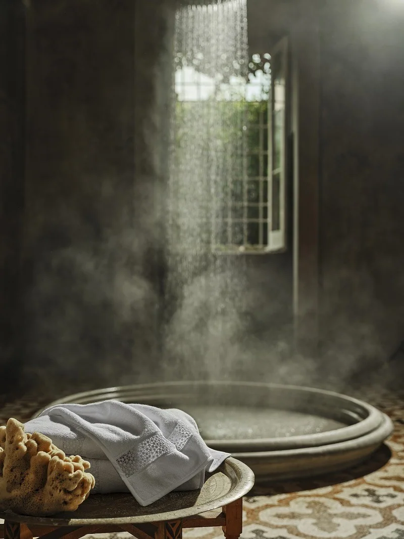 Ss22 Puglia Bath 1 Forever Lace White 1, Design Authority