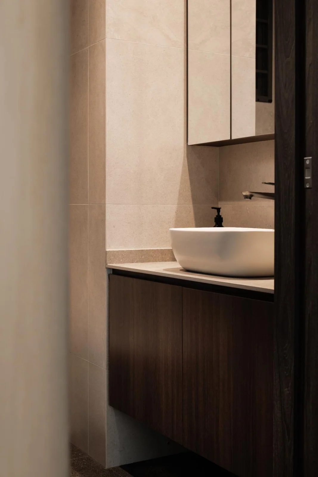 Pinnacle Apartment by HID Studio, view 12