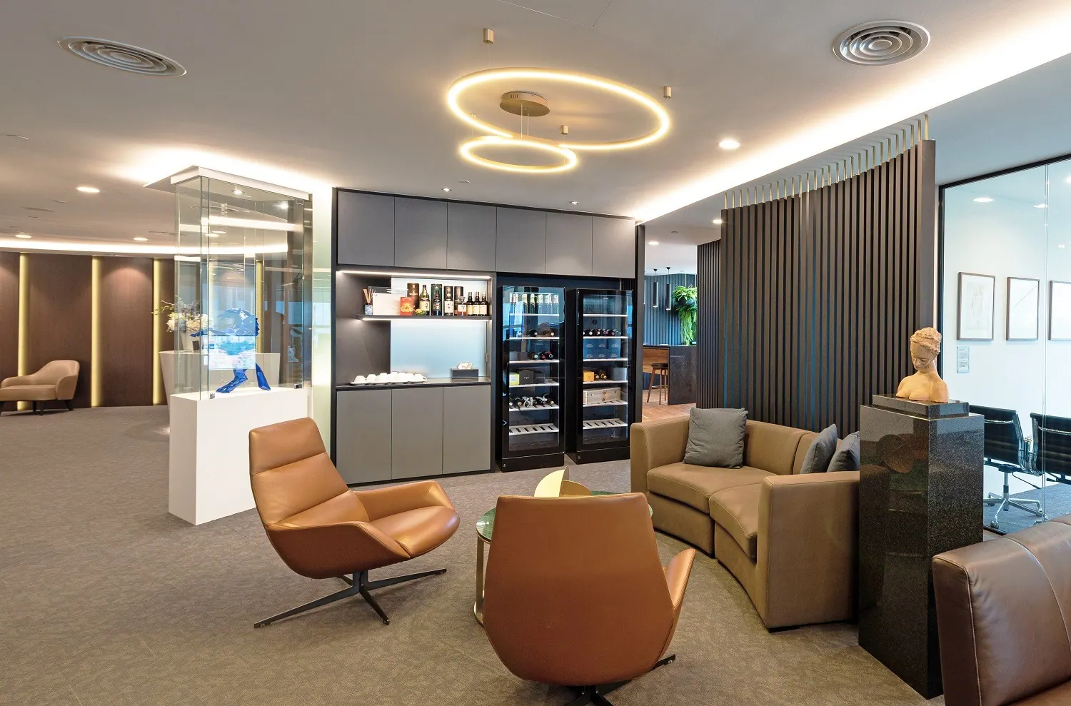 Corporate%20Luxury%20Interior%20Design%20by%20YWA%20Studio%201, Design Authority