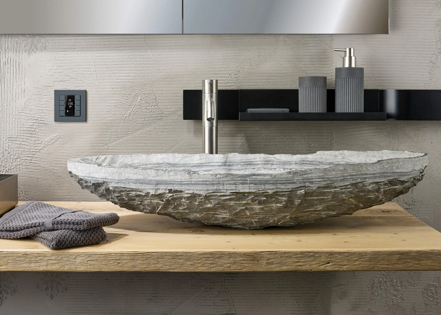 7 A550 F50 JUNG ASIA 1, Design Authority
