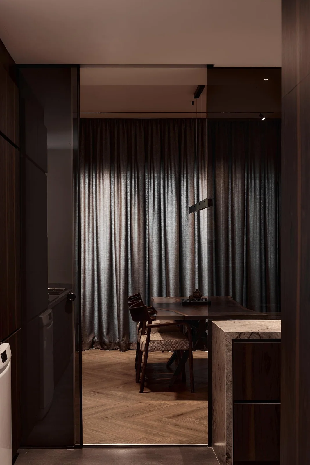 Solis Occasum @ Sinaran Drive by MYNMYN Studio, view 7
