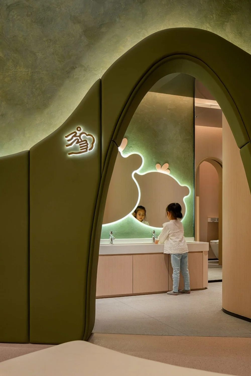 Forkid’s Club by PANORAMA Design Group, view 38