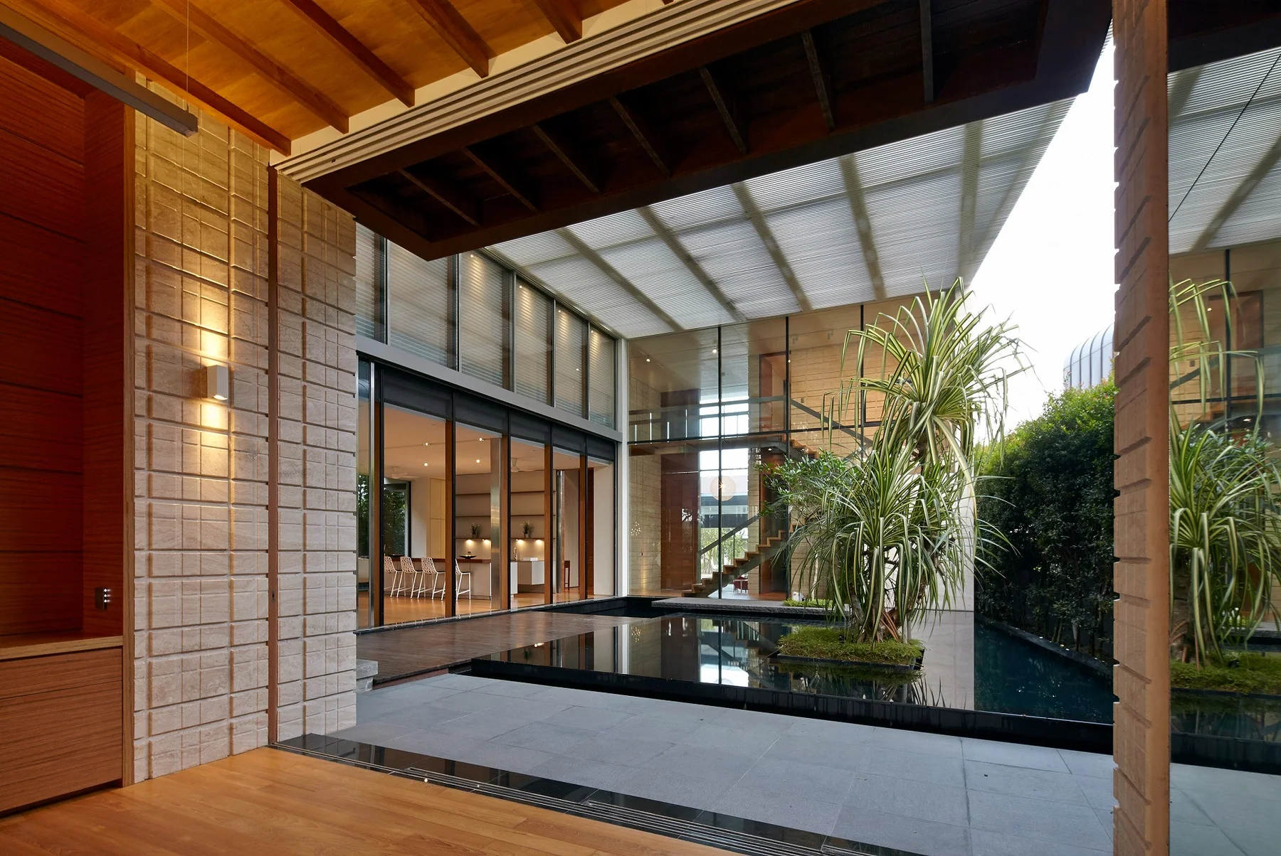 Robert Greg Shand Architects Architecture Interior Design 86 Cove Drive Singapore 24, Design Authority