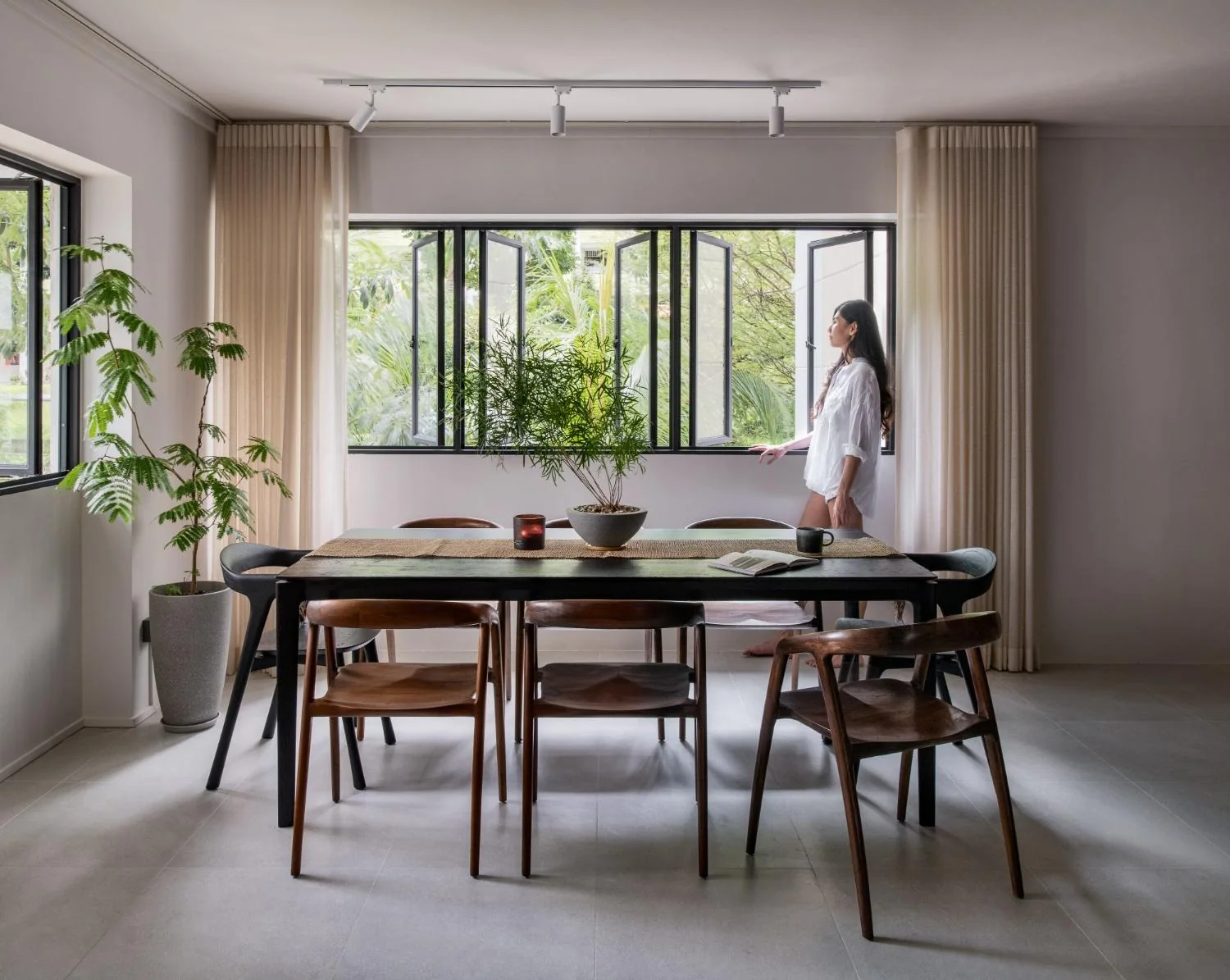 Boon Tiong Road Apartment by Rubiks Studio, view 3