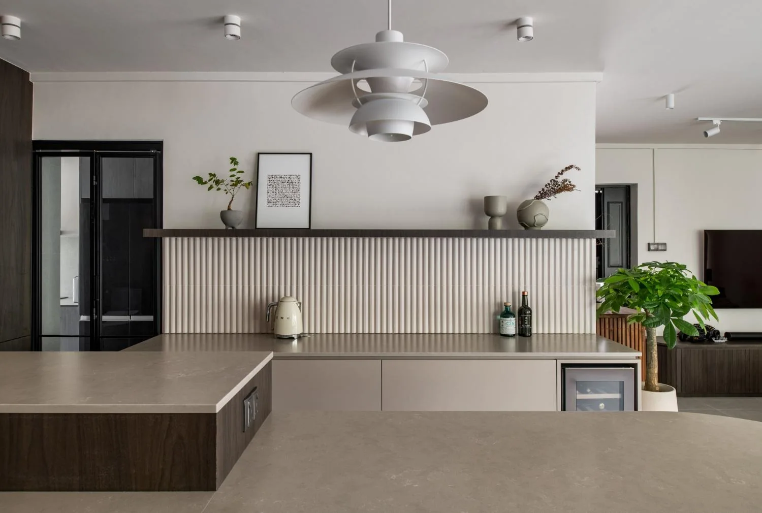 Boon Tiong Road Apartment by Rubiks Studio, view 5