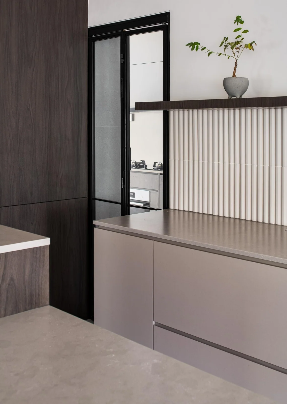 Boon Tiong Road Apartment by Rubiks Studio, view 8