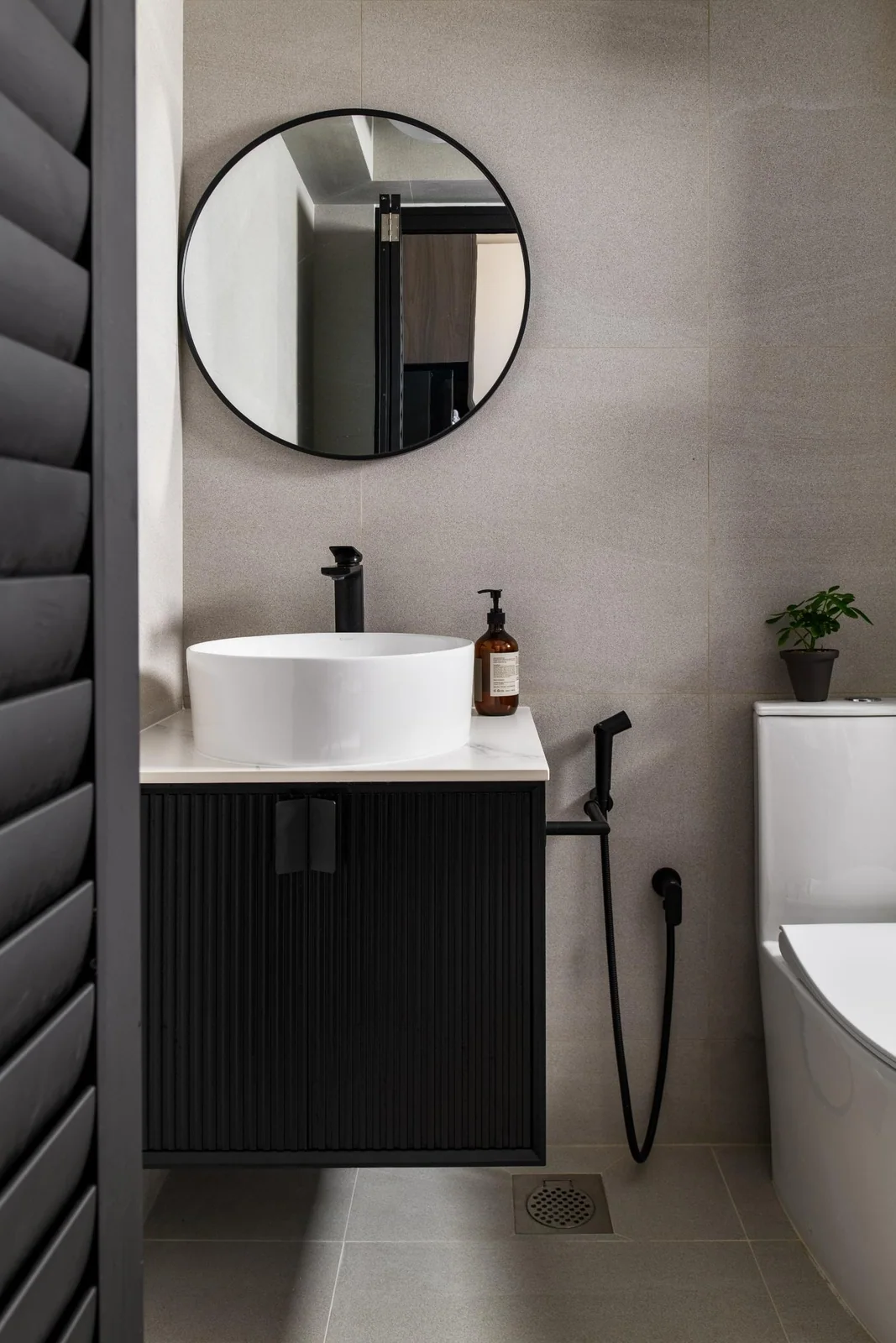 Boon Tiong Road Apartment by Rubiks Studio, view 12