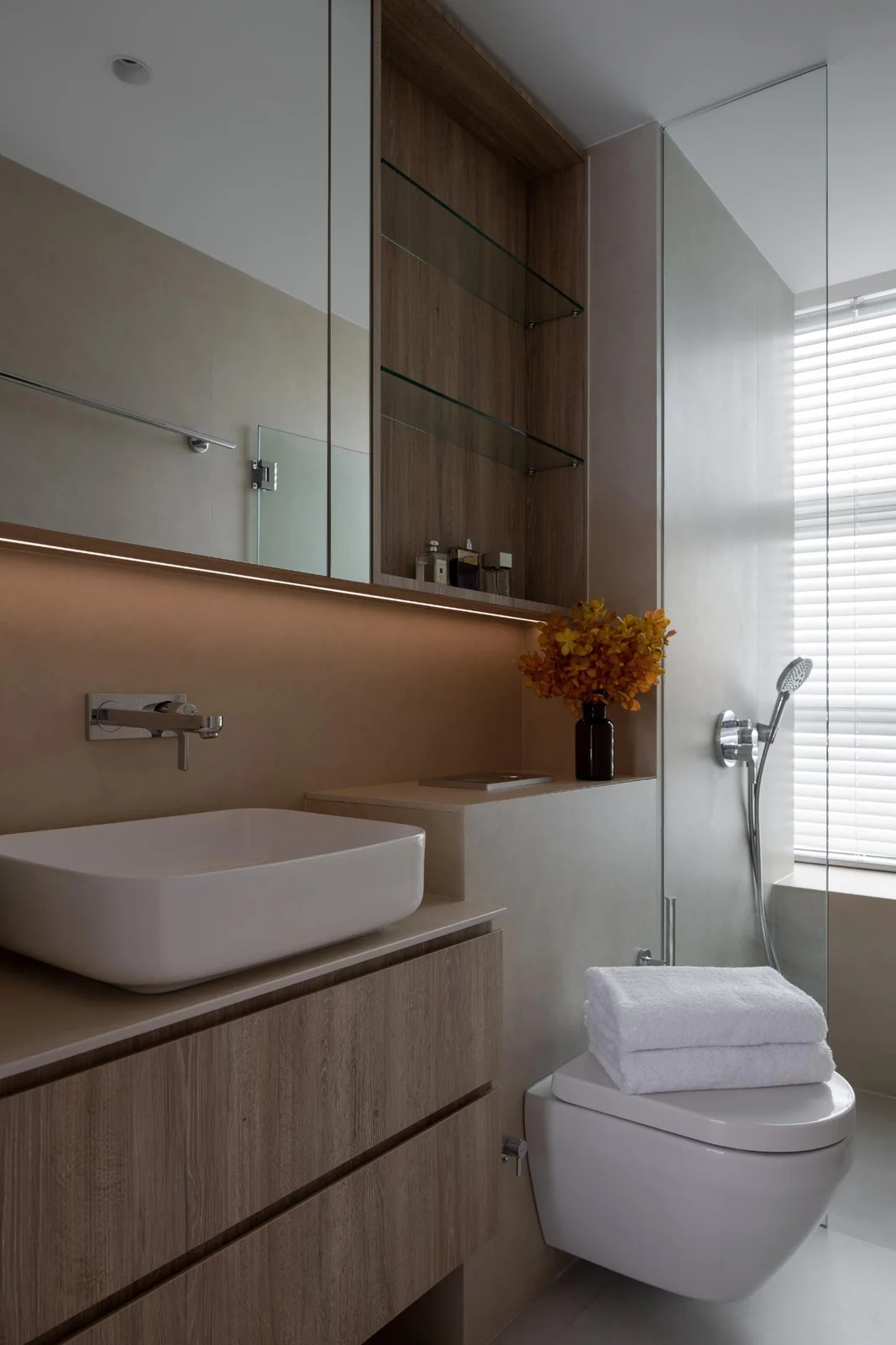 Cairnhill Circle Condominium by Rubiks Studio, view 7