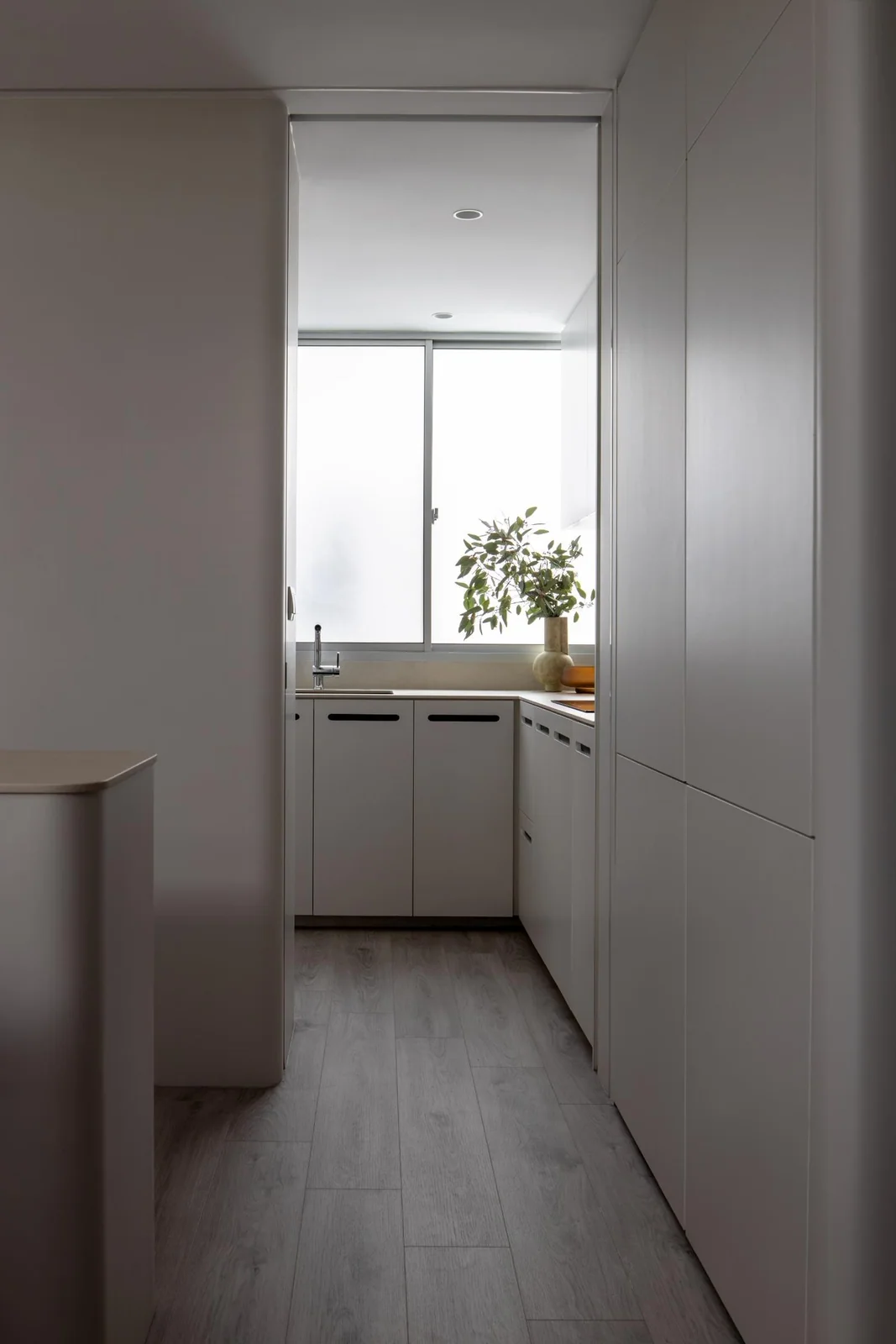 Cairnhill Circle Condominium by Rubiks Studio, view 8