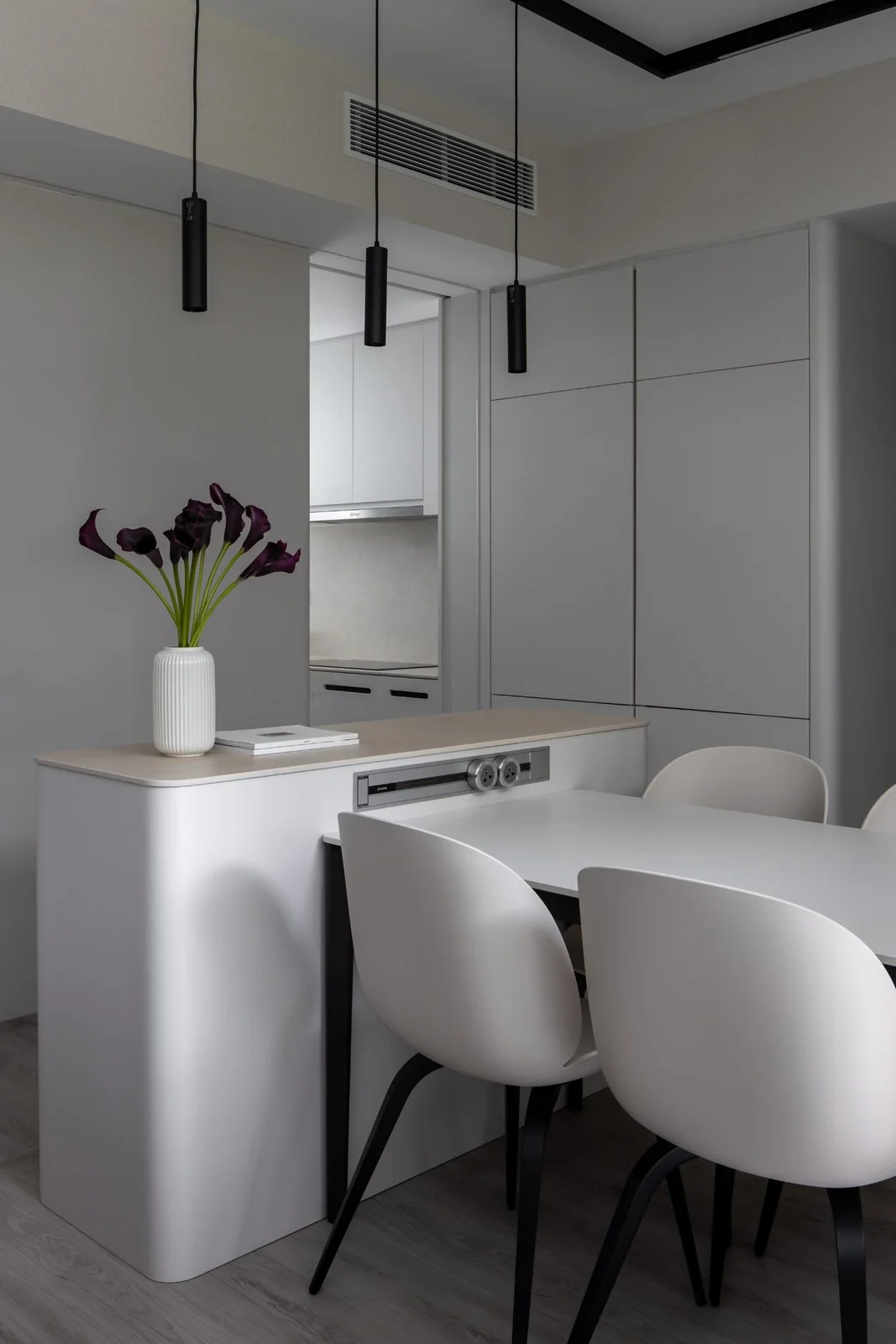 Cairnhill Circle Condominium by Rubiks Studio, view 12