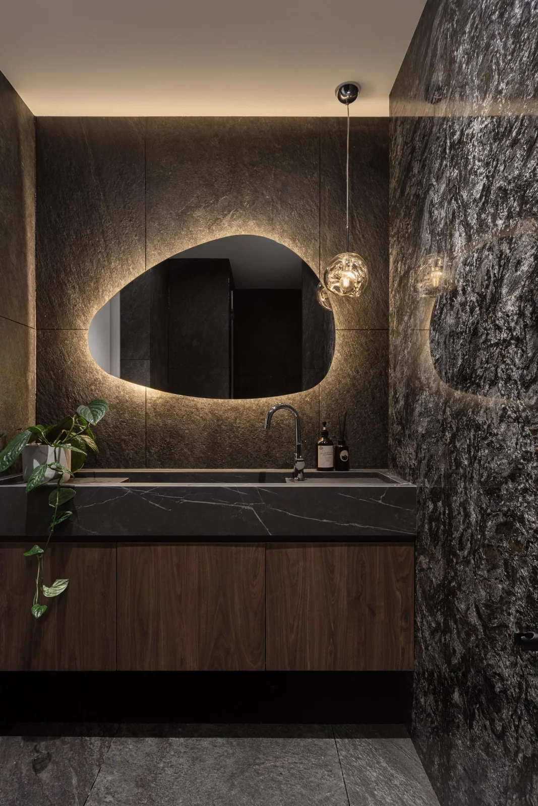 Hong San Walk Semi-Detached by Rubiks Studio, view 38