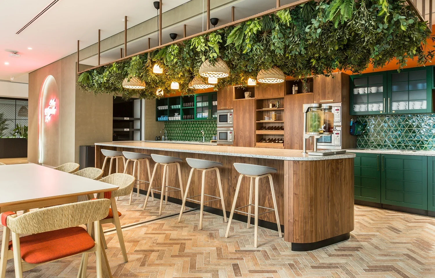 Expedia London by Scott Brownrigg, view 1