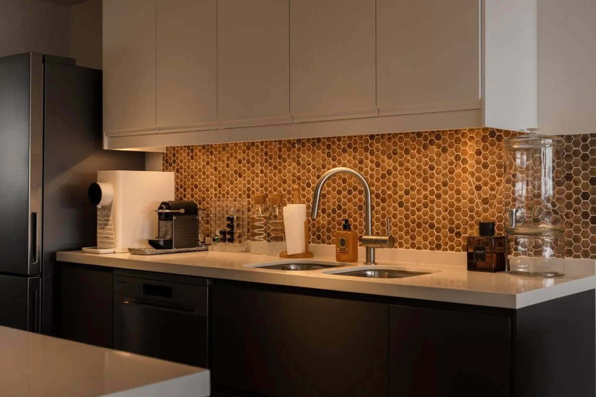 Bedok South Apartment by SHE Interior, view 21