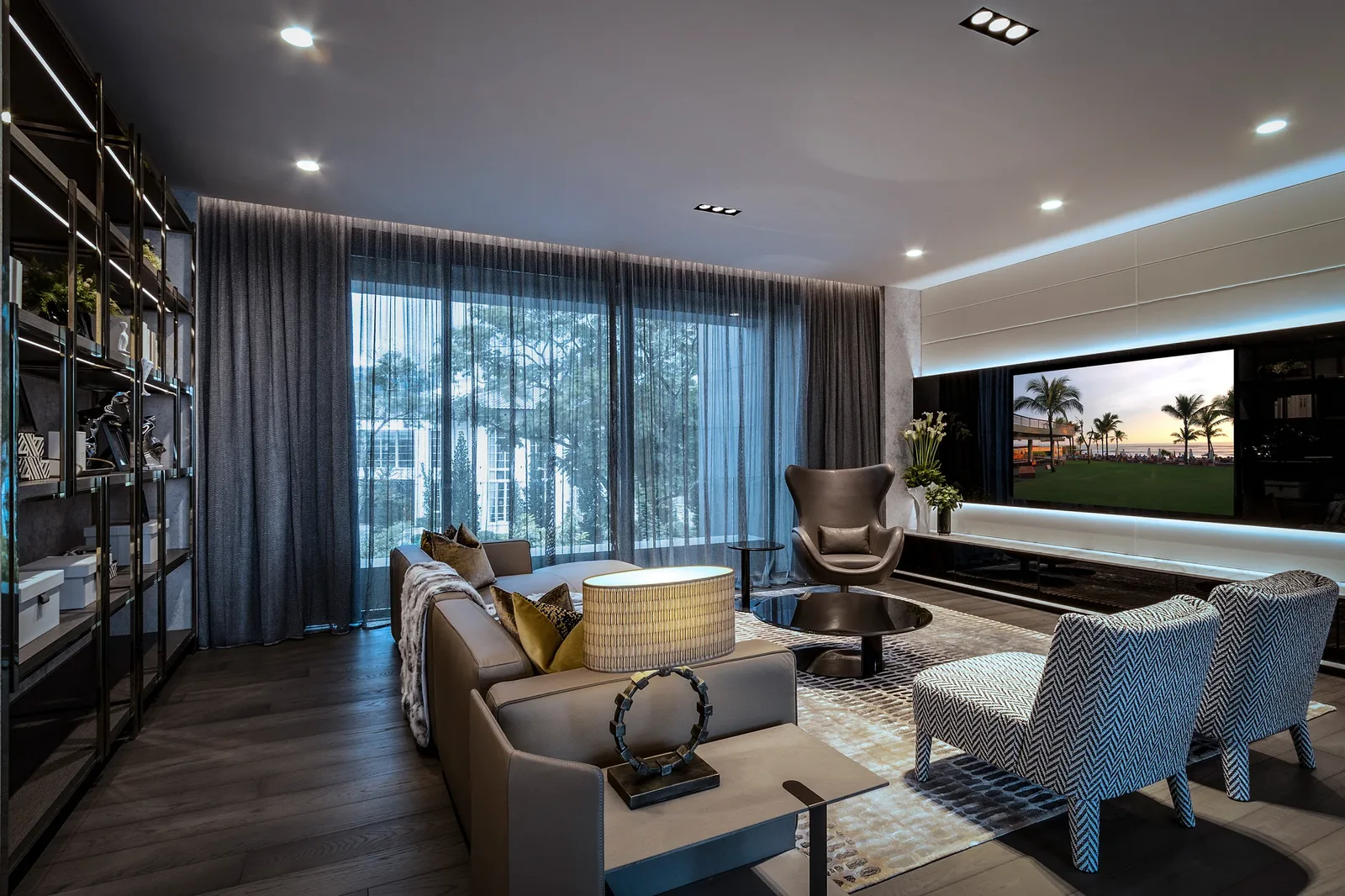 SuMisura &mdash; family room with plush layered textures