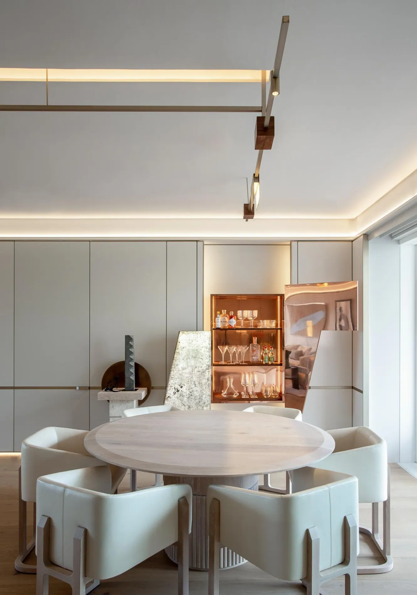 ZA Parama Int 003 004 Nv HR, Design Authority