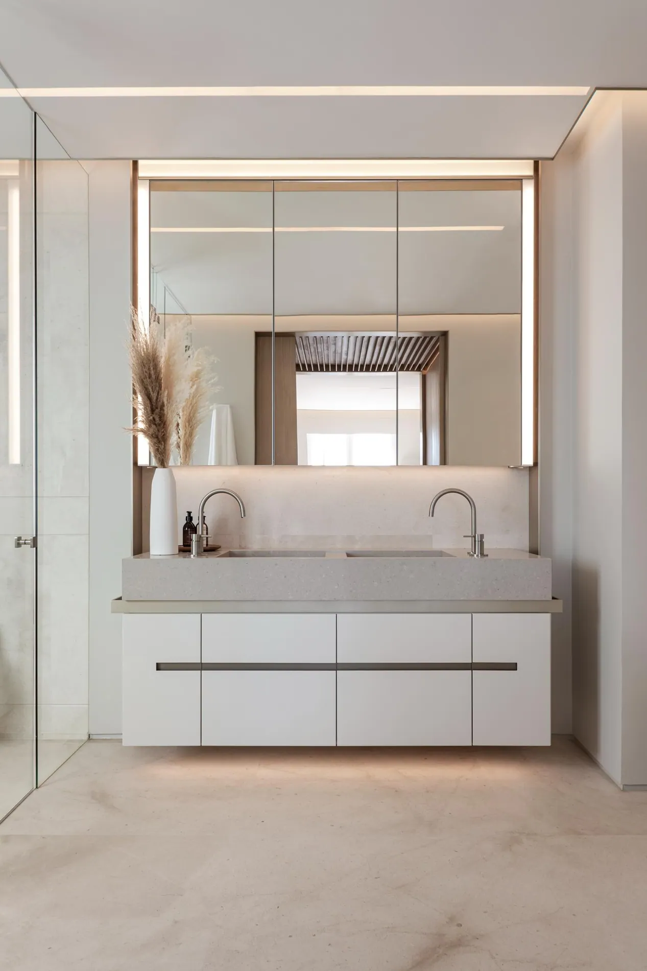 ZA Parama Int 006 012 Nv HR, Design Authority