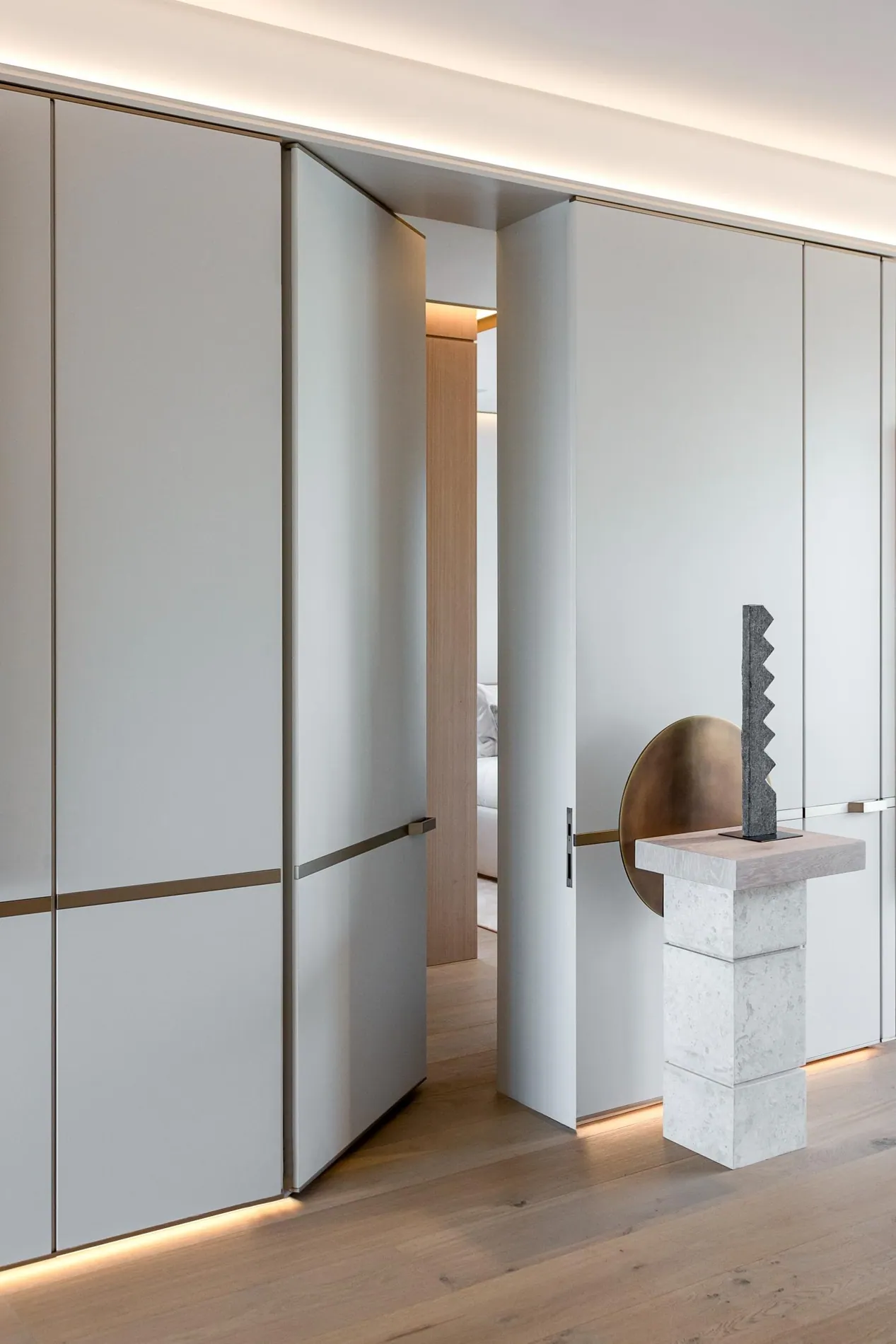 ZA Parama Int 008 002 Nv HR, Design Authority